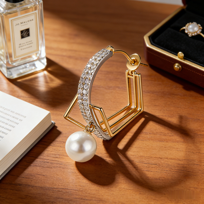 📐 “Akoya Symmetry Hoop” – 19 Hours Fine Jewelry Craft | Gold-Tone Geometric Lines × Silver-Tone Pave Shimmer × Pure White Pearl Drop 💎