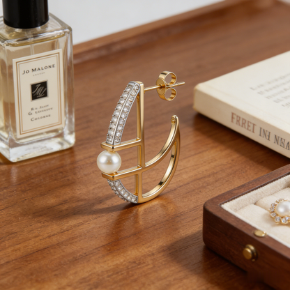 ⛵ “Regatta Akoya Stud” – 15 Hours Studio Casting | Sculpted Gold-Tone Hull × Row of Micro-Shimmer × Akoya Pearl Bow ⚓