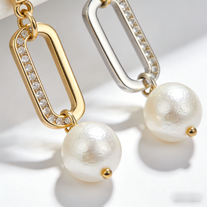 🧱 “Constructivist Akoya Link” – 18 Hours Modular Assembly | Rectangle Gold-Tone Loop × Rectangle Silver-Tone Pave Loop × Solitaire Pearl 🔗