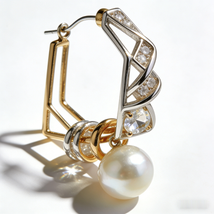 🕋 “Avant-Garde Akoya Prism” –Fac facet Cut & Polish | Hexagonal Gold-Tone Cage × Hexagonal Silver-Tone Pave Face × Large Cultured Pearl 💠